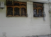 Satılır 2 otaqlı 50 m2 köhnə tikili Zərifə Əliyeva adına park