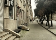 Satılır 1 otaqlı 30 m2 ofis Nizami m.