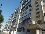 Satılır 1 otaqlı 45 m2 köhnə tikili Ayna Sultanova heykəli