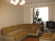 Satılır 3 otaqlı 75 m2 köhnə tikili 9 mkr