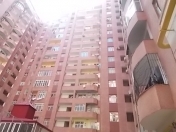Satılır 2 otaqlı 52 m2 yeni tikili İnşaatçılar m.