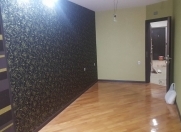 Satılır 2 otaqlı 55 m2 köhnə tikili Gənclik m.