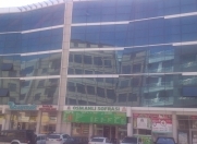 İcarəyə verilir 15 otaqlı 800 m2 obyekt Ayna Sultanova heykəli