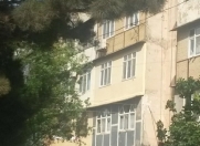 Satılır 4 otaqlı 100 m2 köhnə tikili 4 mkr