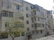 İcarəyə verilir 3 otaqlı 100 m2 köhnə tikili Nəriman Nərimanov m.