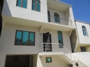Satılır 4 otaqlı 240 m2 həyət evi Biləcəri
