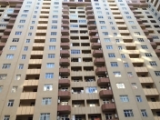 Satılır 3 otaqlı 112 m2 yeni tikili İnşaatçılar m.