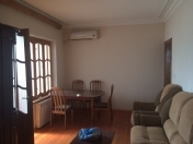 İcarəyə verilir 2 otaqlı 58 m2 köhnə tikili İnşaatçılar m.