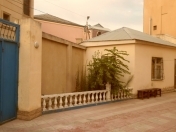 Satılır 5 otaqlı 180 m2 həyət evi Qaraçuxur