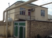 Satılır 4 otaqlı 1.5 m2 həyət evi Əmircan