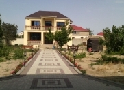 Satılır 5 otaqlı 240 m2 bağ evi Novxanı