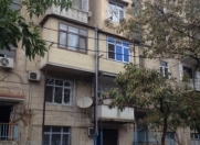 İcarəyə verilir 2 otaqlı 75 m2 köhnə tikili 8 km