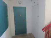 Satılır 2 otaqlı 67 m2 köhnə tikili Əmircan