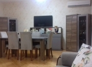 Satılır 5 otaqlı 140 m2 köhnə tikili Montin