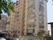 İcarəyə verilir 3 otaqlı 135 m2 yeni tikili Heydər Əliyev Mərkəzi