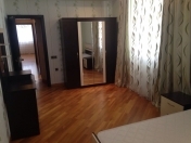 İcarəyə verilir 3 otaqlı 130 m2 yeni tikili İnşaatçılar m.