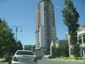 Satılır 1 otaqlı 68 m2 yeni tikili Xırdalan