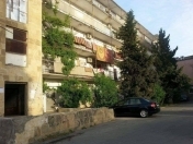 Satılır 4 otaqlı 90 m2 köhnə tikili İnşaatçılar m.