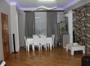 Satılır 2 otaqlı 54 m2 yeni tikili Yasamal bazarı