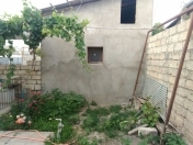 Satılır 2 otaqlı 80 m2 həyət evi Mərdəkan