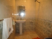 Satılır 2 otaqlı 58 m2 köhnə tikili İnşaatçılar m.