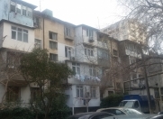 Satılır 1 otaqlı 35 m2 köhnə tikili İnşaatçılar m.