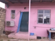 Satılır 2 otaqlı 75 m2 həyət evi Əmircan