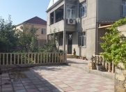 Satılır 6 otaqlı 170 m2 həyət evi Saray