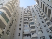 Satılır 4 otaqlı 160 m2 yeni tikili Nizami m.