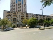 Satılır 2 otaqlı 55 m2 köhnə tikili Hüseyn Cavid parkı