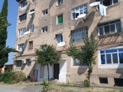 Satılır 3 otaqlı 80 m2 köhnə tikili Şəki