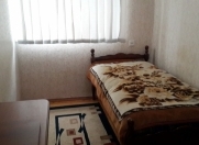 İcarəyə verilir 3 otaqlı 80 m2 köhnə tikili ABŞ səfirliyi