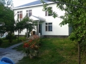 İcarəyə verilir 3 otaqlı 120 m2 bağ evi İsmayıllı