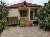 Satılır 3 otaqlı 100 m2 həyət evi Y.Suraxanı