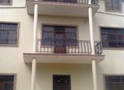 Satılır 6 otaqlı 240 m2 həyət evi Y.Ramana