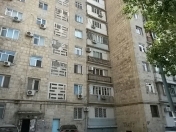 Satılır 4 otaqlı 96 m2 köhnə tikili Montin