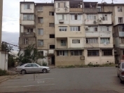 Satılır 3 otaqlı 80 m2 köhnə tikili İnşaatçılar m.