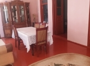 Satılır 3 otaqlı 90 m2 köhnə tikili Əmircan