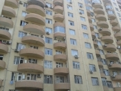 Satılır 2 otaqlı 70 m2 yeni tikili İnşaatçılar m.