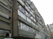 Satılır 2 otaqlı 50 m2 köhnə tikili Gənclik m.