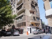 Satılır 3 otaqlı 118 m2 ofis Nəsimi r.