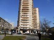 İcarəyə verilir 2 otaqlı 85 m2 yeni tikili Ayna Sultanova heykəli