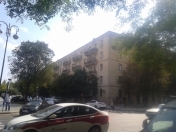 Satılır 2 otaqlı 60 m2 köhnə tikili Hüseyn Cavid parkı