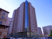 Satılır 3 otaqlı 136 m2 yeni tikili Hüseyn Cavid parkı