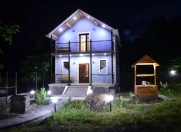 İcarəyə verilir 3 otaqlı 70 m2 bağ evi Zaqatala