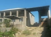 Satılır 8 otaqlı 500 m2 həyət evi Badamdar
