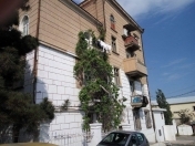 Satılır 2 otaqlı 40 m2 köhnə tikili Bayıl parkı