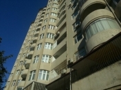 Satılır 4 otaqlı 205 m2 yeni tikili Nəriman Nərimanov m.