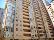 Satılır 3 otaqlı 135 m2 yeni tikili Nizami m.