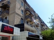 Satılır 3 otaqlı 80 m2 köhnə tikili Nəriman Nərimanov parkı